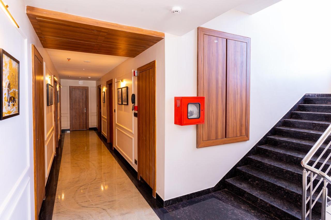 Raghunandan Palace - A Premier Boutique Stay, City Center & 500 Meters From City Railway Station Udaipur Extérieur photo