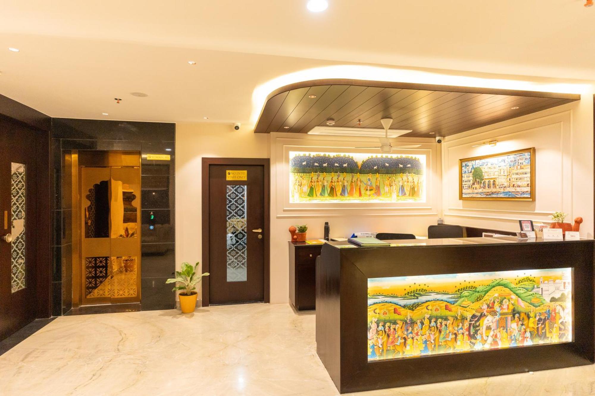 Raghunandan Palace - A Premier Boutique Stay, City Center & 500 Meters From City Railway Station Udaipur Extérieur photo